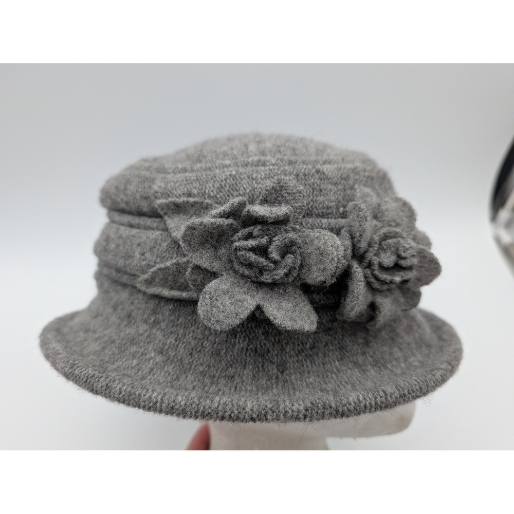 Adora Gray 100% Wool Cloche Hat Floral Accent Tiered Crown One Size